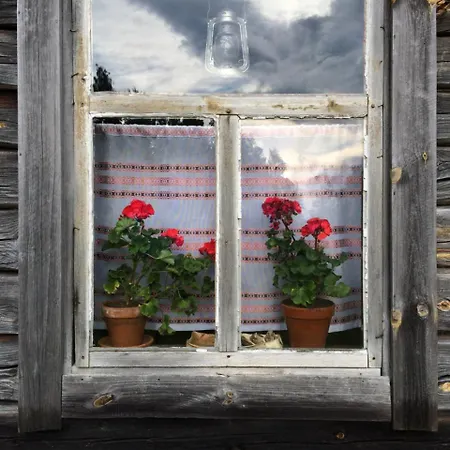 Chalet Koskenselaen Lomakylae *