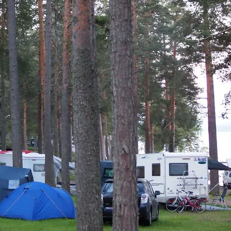 Koskenselaen Lomakylae شاليه *