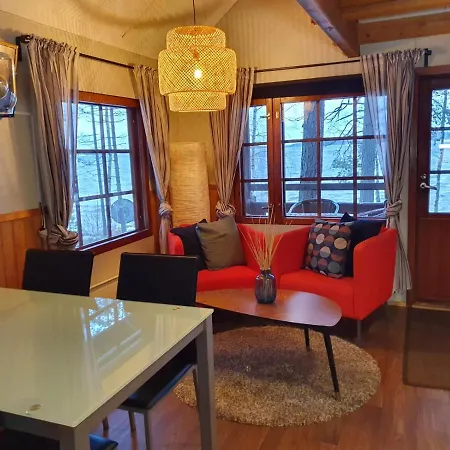 Koskenselaen Lomakylae * بومالا