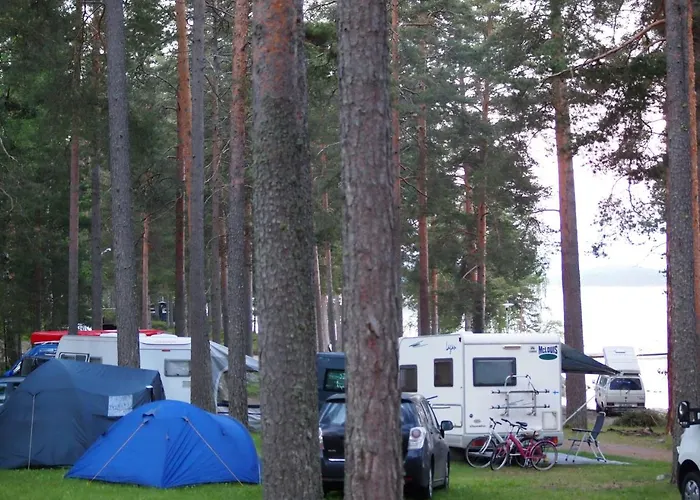 Koskenselaen Lomakylae Alpesi faház *